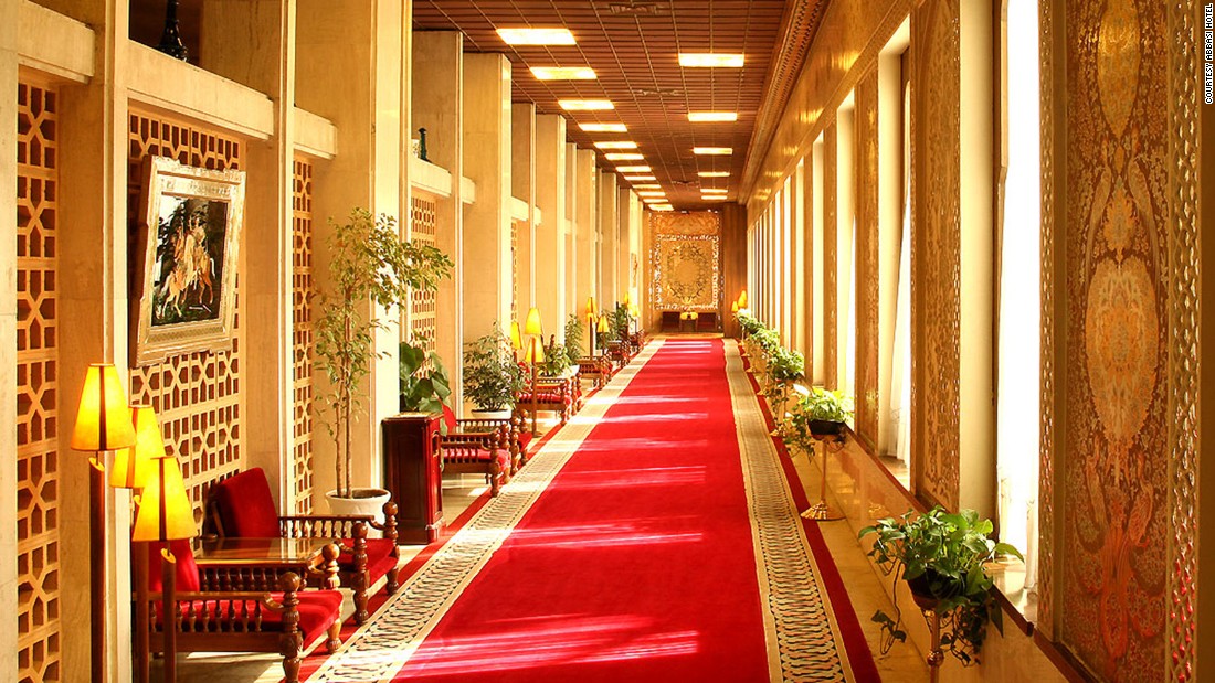 12 عکس از هتل عباسی که سی ان ان منتشر کرد