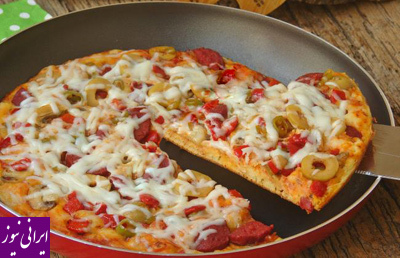 روش درست کردن پیتزا پپرونی بدون استفاده از فر