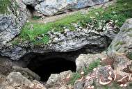 غار زیبای درفک در گیلان رونمایی زیبایی برای گردشگران ایجاد کرده است