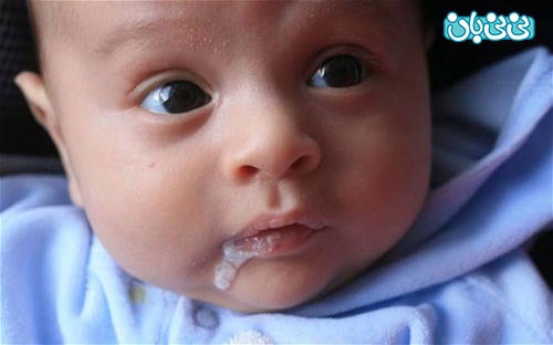 علایم رفلاکس نوزادان چیست؟