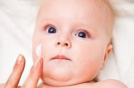 ضرورت استفاده از ضد آفتاب برای کودکان
