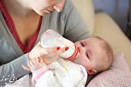علائم و درمان آلرژی شیر در نوزادان
