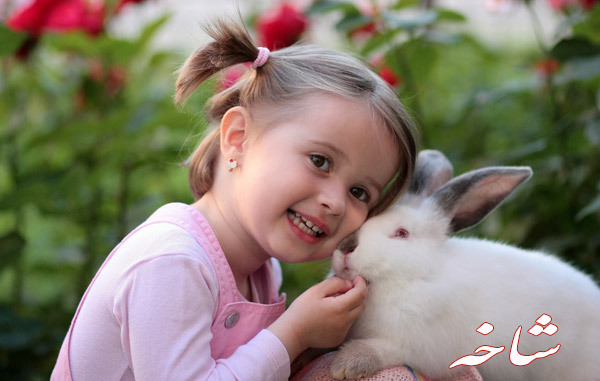 اسم دختر با کلاس، عکس دختر بچه با خرگوش